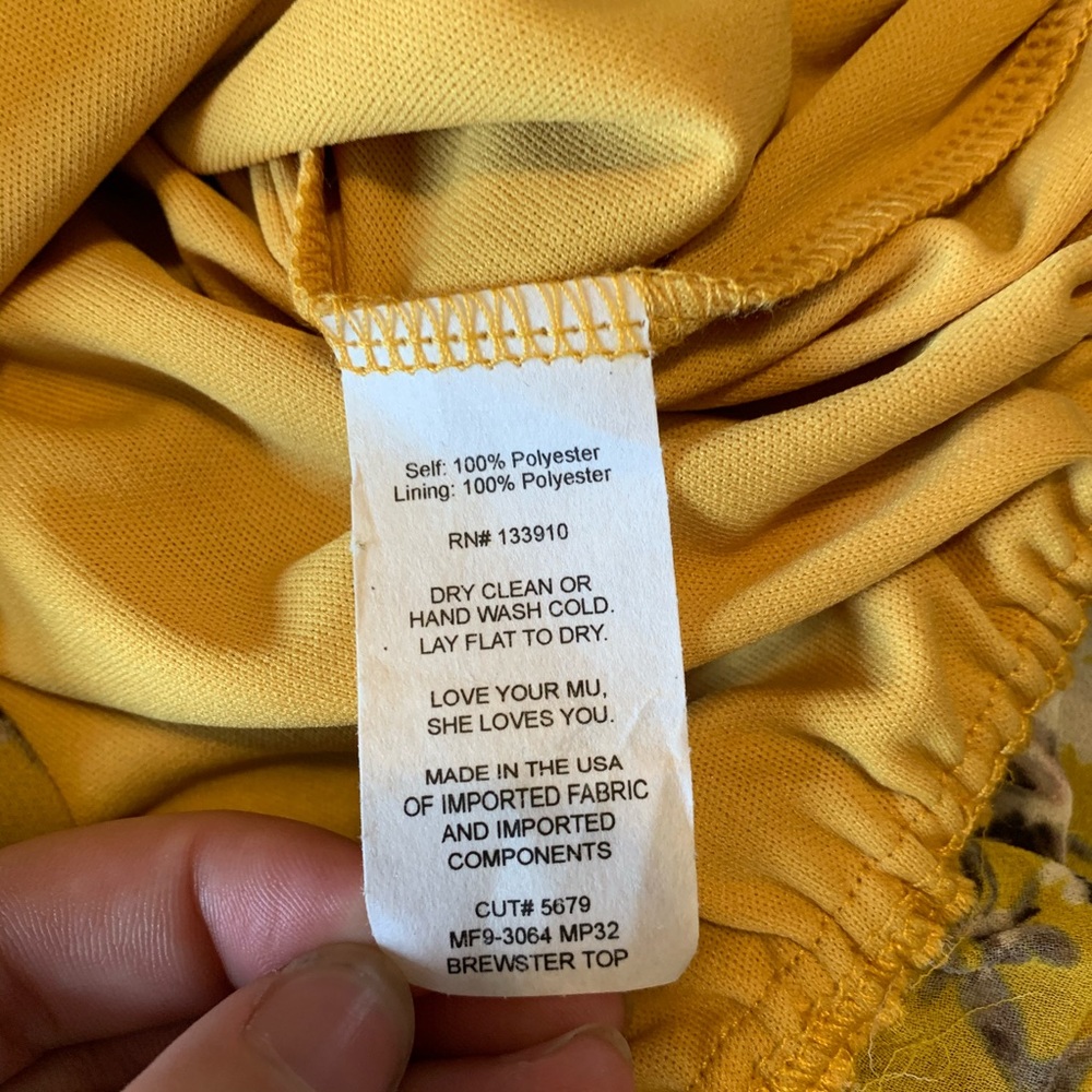 Show Me Your Mumu Yellow Floral Brewster Boho Top - Picture 9 of 9
